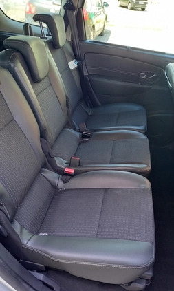 Renault Grand Scenic cena 18900 przebieg: 200000, rok produkcji 2013 z Oława małe 137